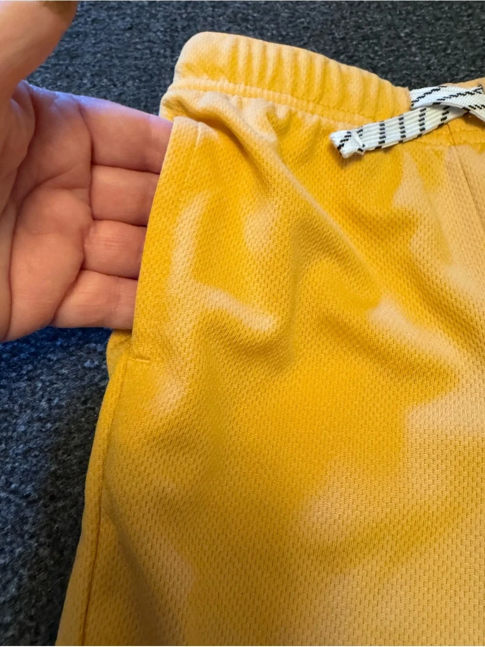 Old Navy Active Boys Shorts 4T Mustard Yellow Breathable Mesh Athletic